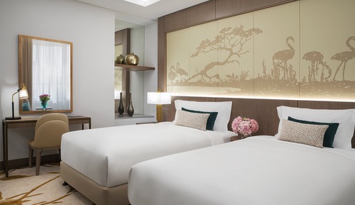 Habitación, 1 cama de matrimonio grande, vistas a la ciudad
