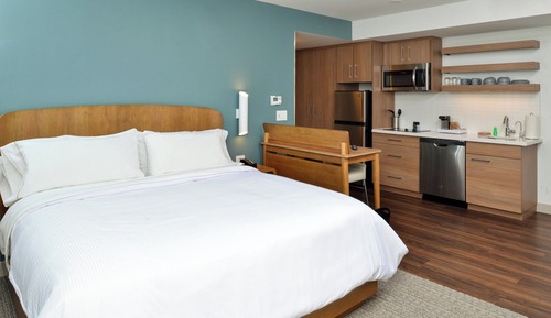 Estudio, 1 cama de matrimonio grande con sofá cama (Mobility/Hearing Access, Transf Shwr)
