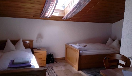 Habitación cuádruple estándar