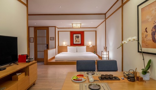 Habitación (Washitsu Ni with Public Onsen)