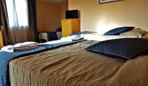 Habitación cuádruple básica