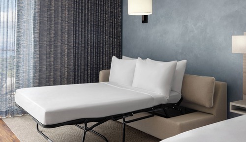 Habitación, 1 cama de matrimonio grande con sofá cama, balcón