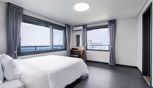 Suite familiar, vistas al mar (Aewol - Condo type)