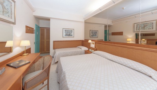 Habitación triple económica