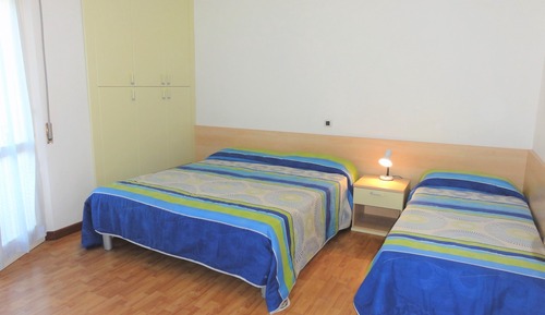 Apartamento, 2 habitaciones (Via Lira 62 C30037)