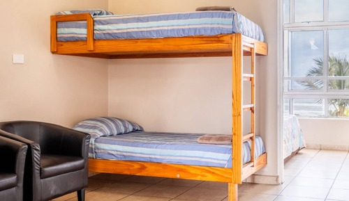 4 Sleeper Flat (1 BR BTH+SHR)