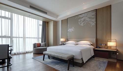 Suite Signature, fumadores, vistas al patio