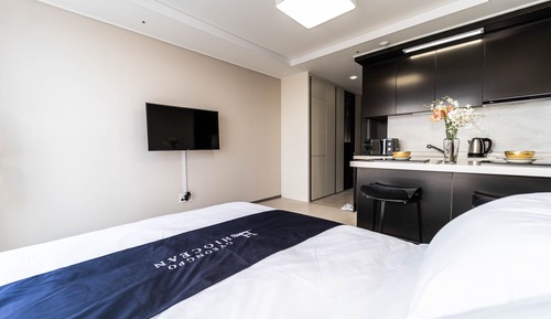 Superior Double Room (Lake View)