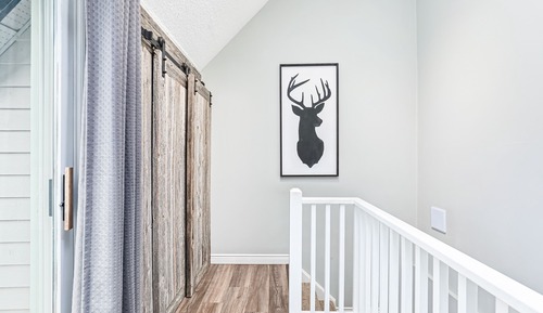 Loft Signature (109 NC - Pet Friendly - Dog Only)
