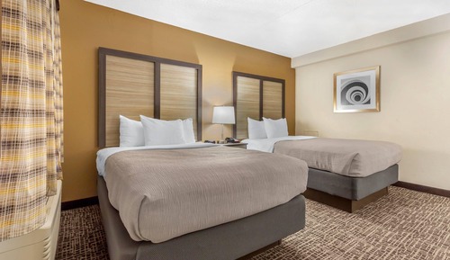 Suite, 2 camas dobles, no fumadores (Efficiency)