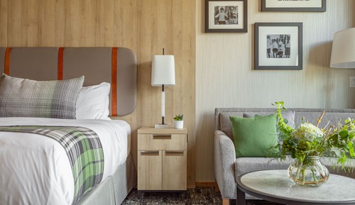 Forster Superior Queen Queen Room