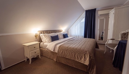 Habitación económica, 1 cama de matrimonio grande