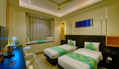 Habitación de lujo con 1 cama doble o 2 individuales, vistas a la ciudad
