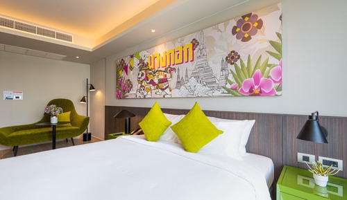 Habitación Deluxe, 1 cama de matrimonio grande, vistas a la ciudad