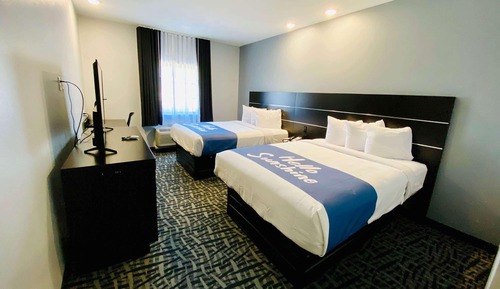 Habitación Deluxe, 2 camas de matrimonio, accesible para personas con discapacidad (Mobility)