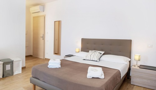 Habitación, 1 habitación (Room 2)