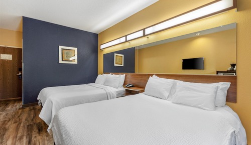 Habitación estándar, 2 camas de matrimonio, no fumadores, frigorífico y microondas