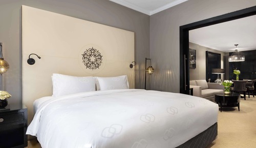 Suite, 1 cama individual (Prestige, Partial Haram Plaza view)