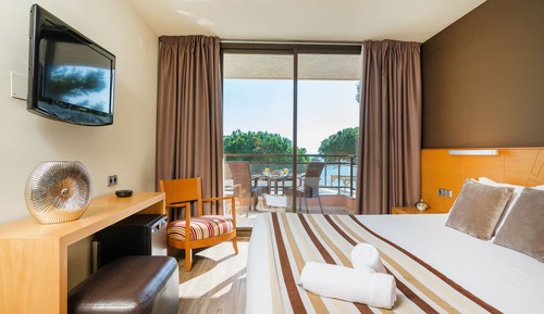 Habitación doble, bañera de hidromasaje, vistas al mar