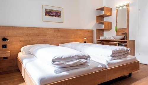 Habitación (Kreuzzimmer)