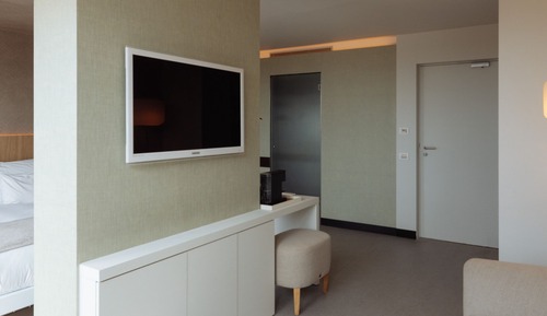 Suite junior, balcón