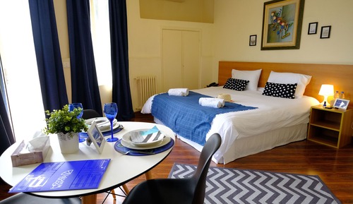 Habitación doble superior, 1 cama doble o 2 individuales, accesible para personas con discapacidad