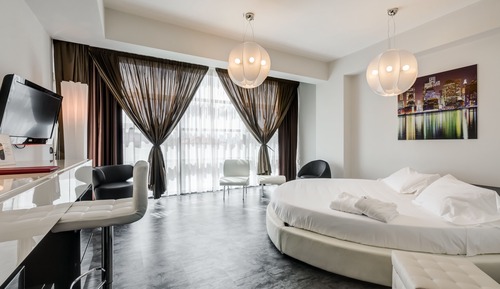 Suite de diseño, 1 cama de matrimonio grande