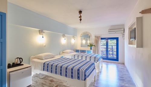 Habitación económica con 2 camas individuales