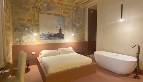 Suite a Corte