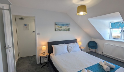 Habitación triple, varias camas, vistas al mar