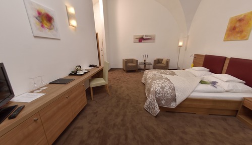 Habitación Confort con 1 cama doble o 2 individuales, 1 habitación, bañera