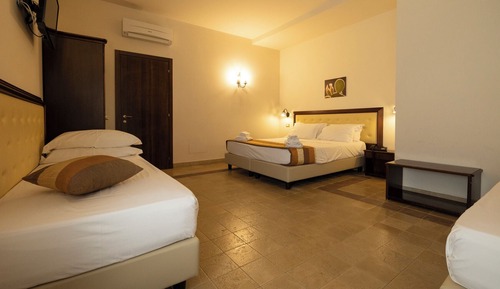 Habitación cuádruple estándar