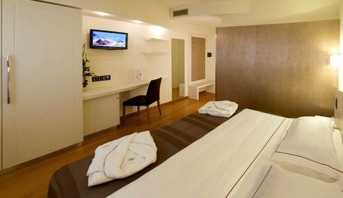 Habitación con 2 camas individuales