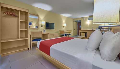 Suite, 1 cama de matrimonio con sofá cama