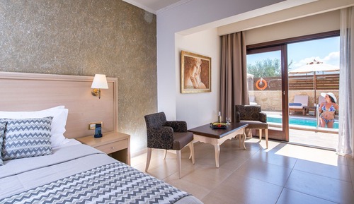 Habitación superior, piscina privada