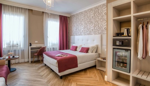 Habitación Deluxe, varias camas