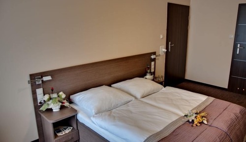 Habitación con 1 cama doble o 2 individuales
