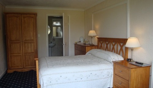 Habitación doble, baño privado