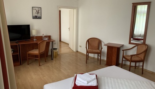 Comfort Triple Room, 2 Bedrooms, Non Smoking