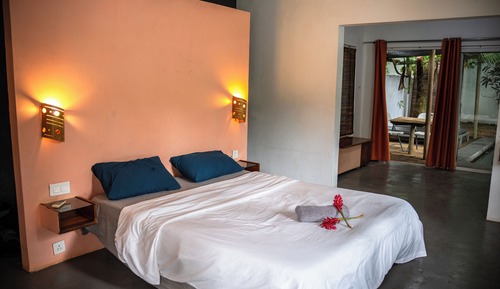 Habitación, piscina privada (LE MOKA)