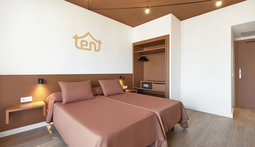 Habitación estándar doble, balcón (Bed & Unlimited Brunch)