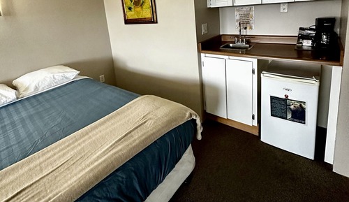 Habitación clásica, 2 camas de matrimonio, balcón, vistas al puerto