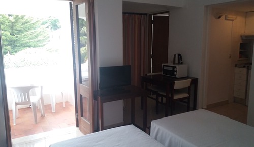 Estudio estándar, balcón
