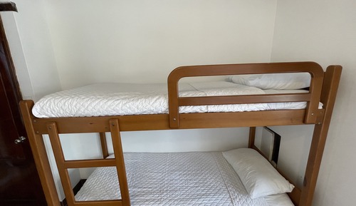 Habitación triple tradicional, balcón