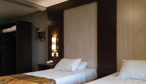 Habitación clásica con 2 camas individuales
