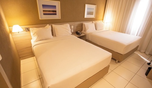 Habitación, 2 camas de matrimonio
