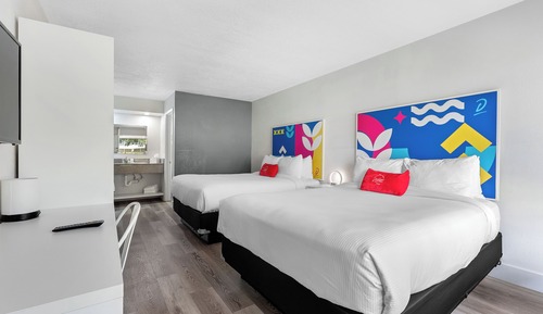 Habitación, 2 camas de matrimonio, no fumadores, vistas a la ciudad