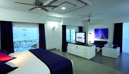 Suite, bañera de hidromasaje, vistas al mar (M)