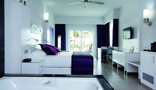 Suite, bañera de hidromasaje, vistas al mar (Villa - U)