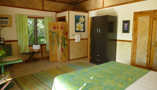 Habitación básica (next to reception)
